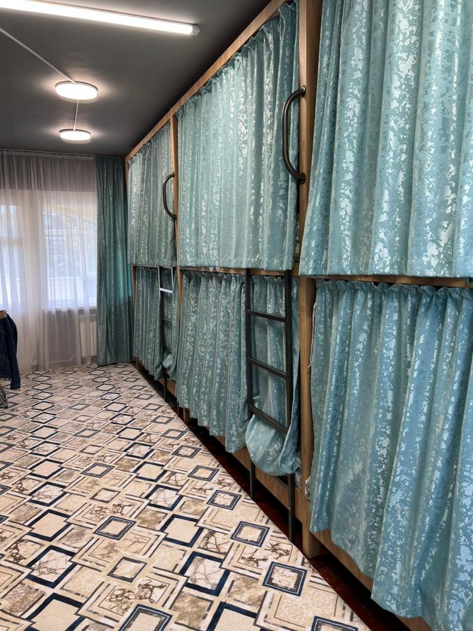 Hostel Edem Bishkek Tokoldosh Ngoại thất bức ảnh
